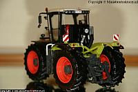 UH Claas Xerion 3300 16